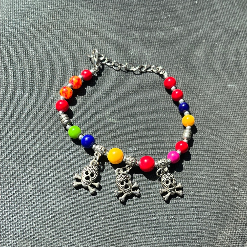 New Colorful Beaded Bracelet with Skull Charms
